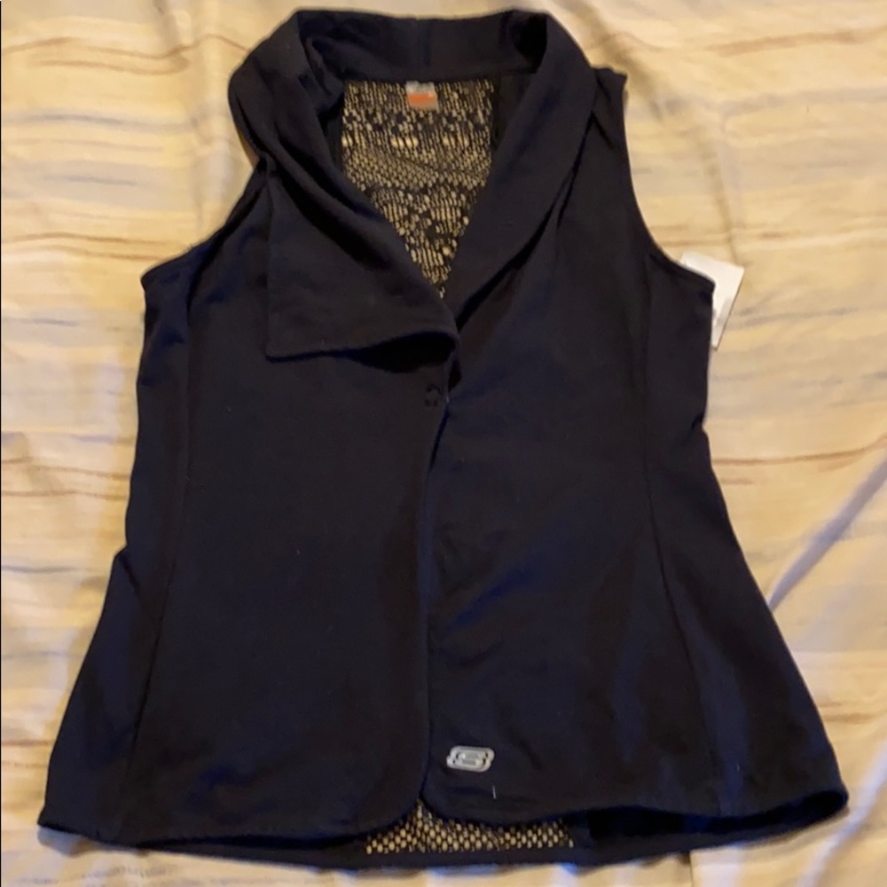 Sketchers sports Vest Size L
